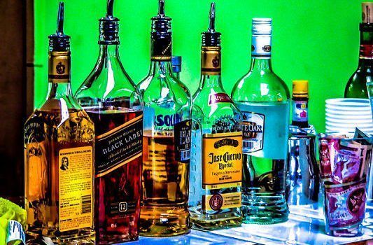 alcohol by Zaheer Baksh Photography 24060063701_90f43e248d_z_opt